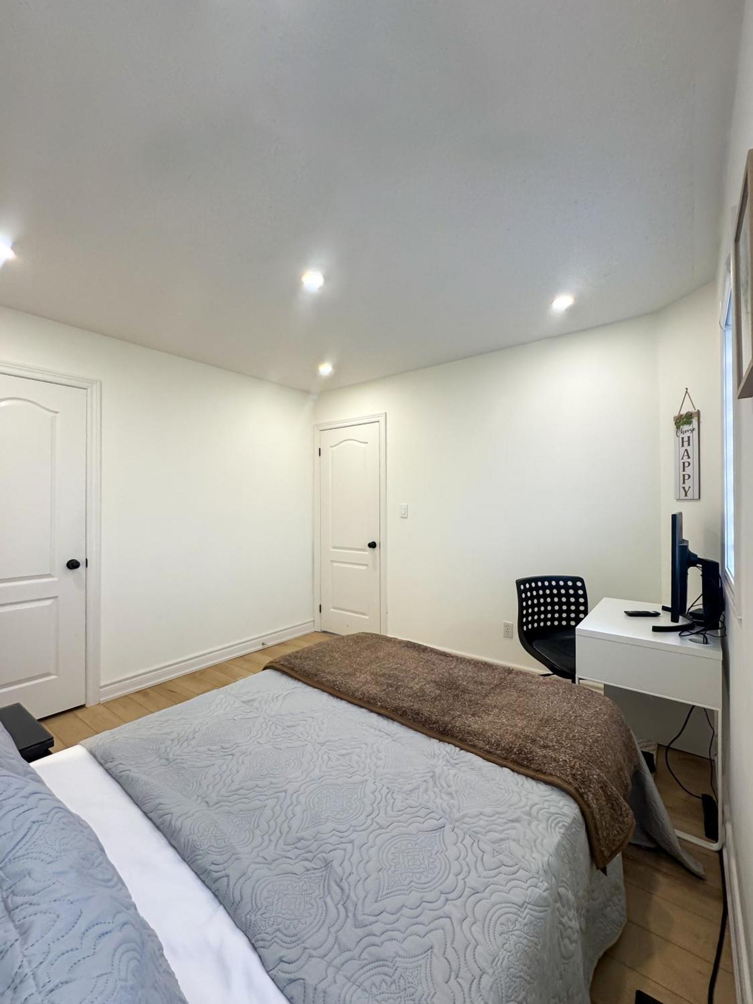 The Khan Villa Whitby Bilik gambar
